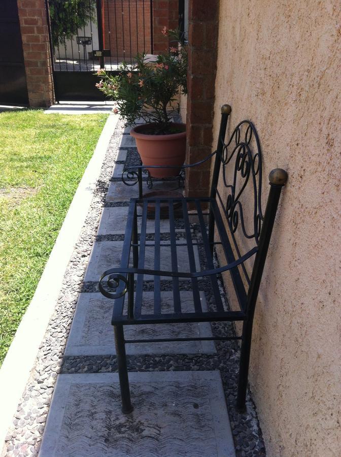 Quinta San Agustin Aparthotel Leon Bagian luar foto