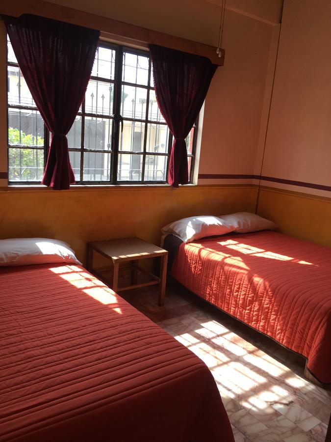 Quinta San Agustin Aparthotel Leon Bagian luar foto